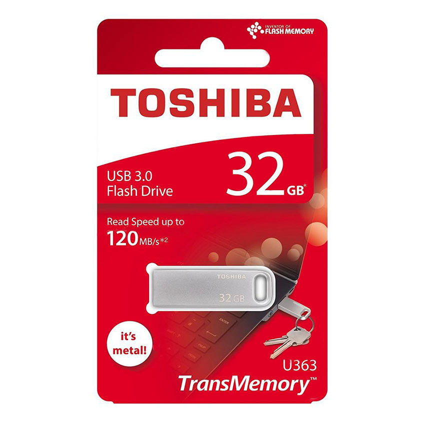 Toshiba 32GB Transmemory Flash Drive U363 packed in cover